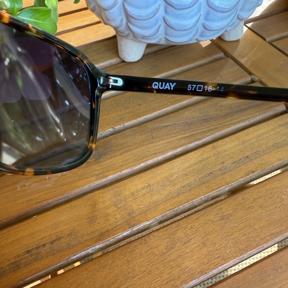 Quay On The Fly Aviator Tortoise Shell Retro Sunglasses Brown Black - Picture 6 of 8